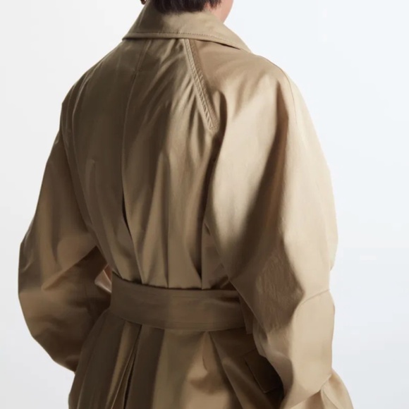 COS Cropped Trench Oversized Size 6-8 - Picture 6 of 7